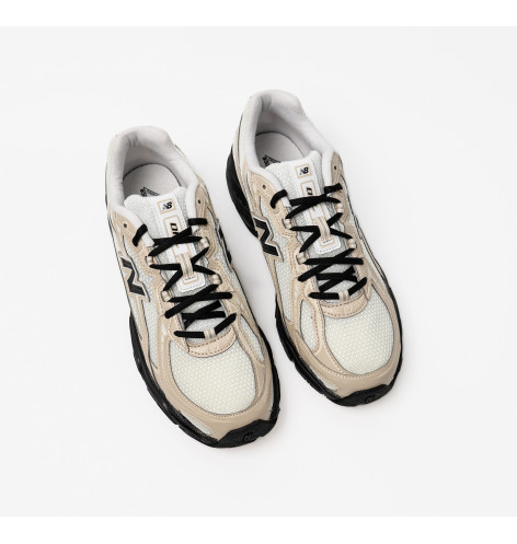 New Balance 740 Timberwolf White