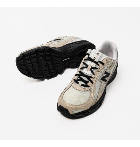 New Balance 740 Timberwolf White