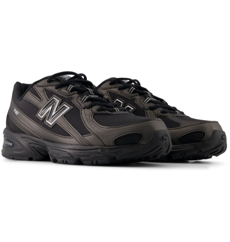 New Balance 740 Black Silver Metallic