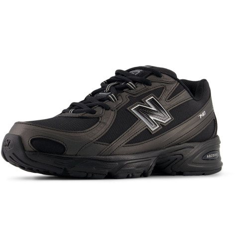 New Balance 740 Black Silver Metallic