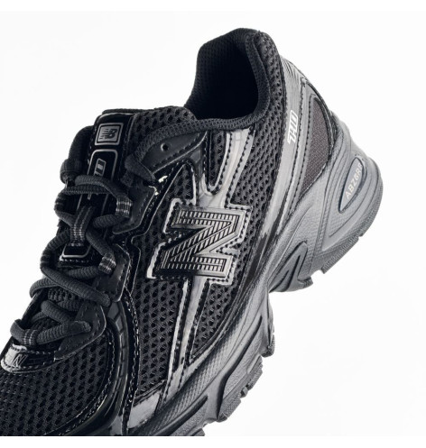 New Balance 740 Triple Black Patent