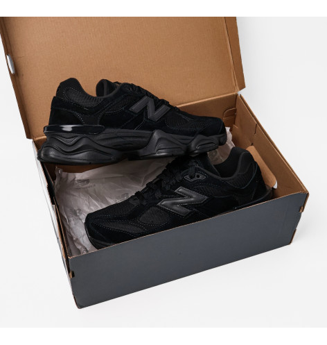 New Balance 9060 Triple Black