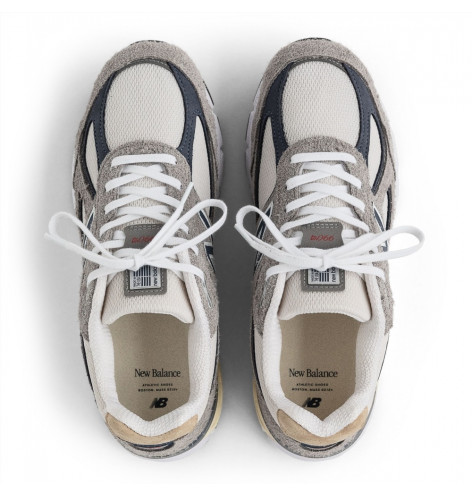 Кросівки New balance 990 v4