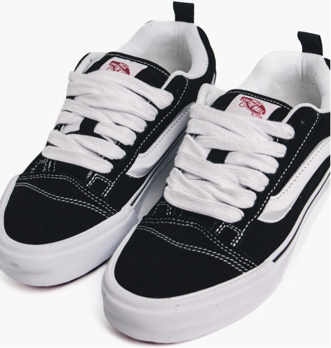 Кеди унісекс Vans Knu Skool Shoe Black VN0009QC6BT 36.5