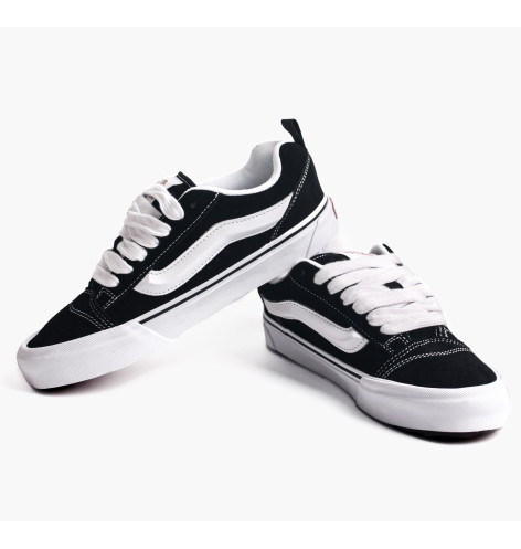 Кеди унісекс Vans Knu Skool Shoe Black VN0009QC6BT 36.5