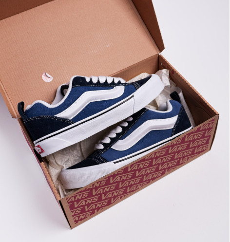 Кеди унісекс Vans Knu Skool Shoe Blue VN0009QCNWD 37