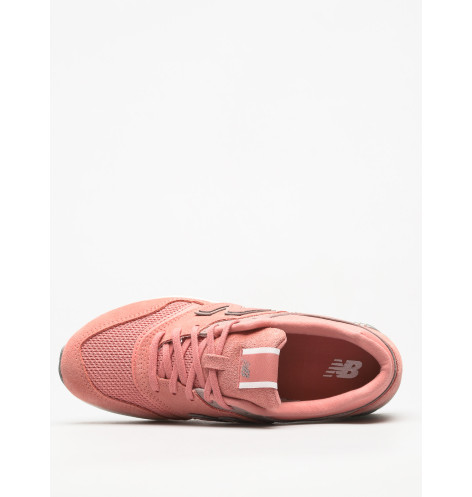 W New balance 697