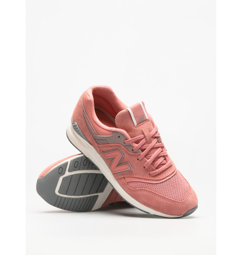 W New balance 697